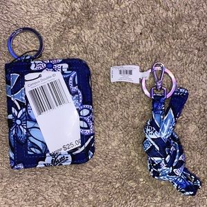 vera bradly lanyard and id/card holder